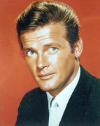 roger_moore_34