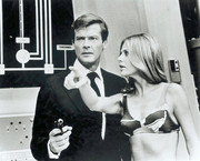 roger_moore_27